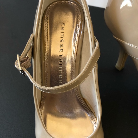 Chinese Laundry size 6. Beige leather maryjane‘s. - Picture 5 of 8